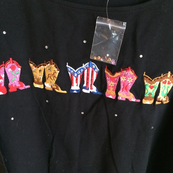 Quacker Factory Tops - Quacker Factory Top Embroidered Cowboy Boots Sz 1X